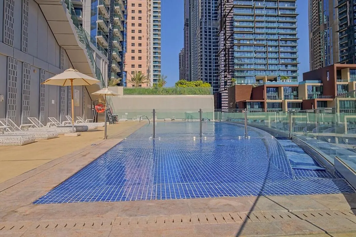 Apartment Upscale 2-Bedroom Flat In Dubai Marina United Arab Emirates