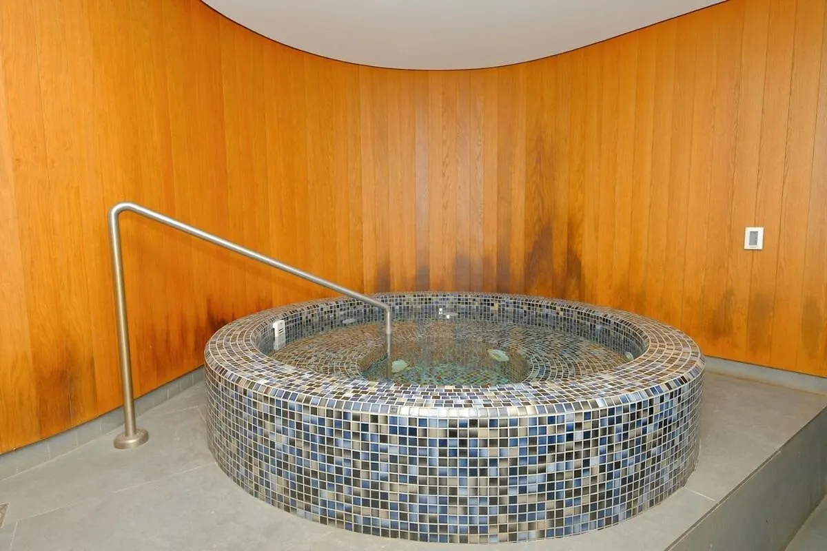 Apartment Upscale 2-Bedroom Flat In Dubai Marina United Arab Emirates