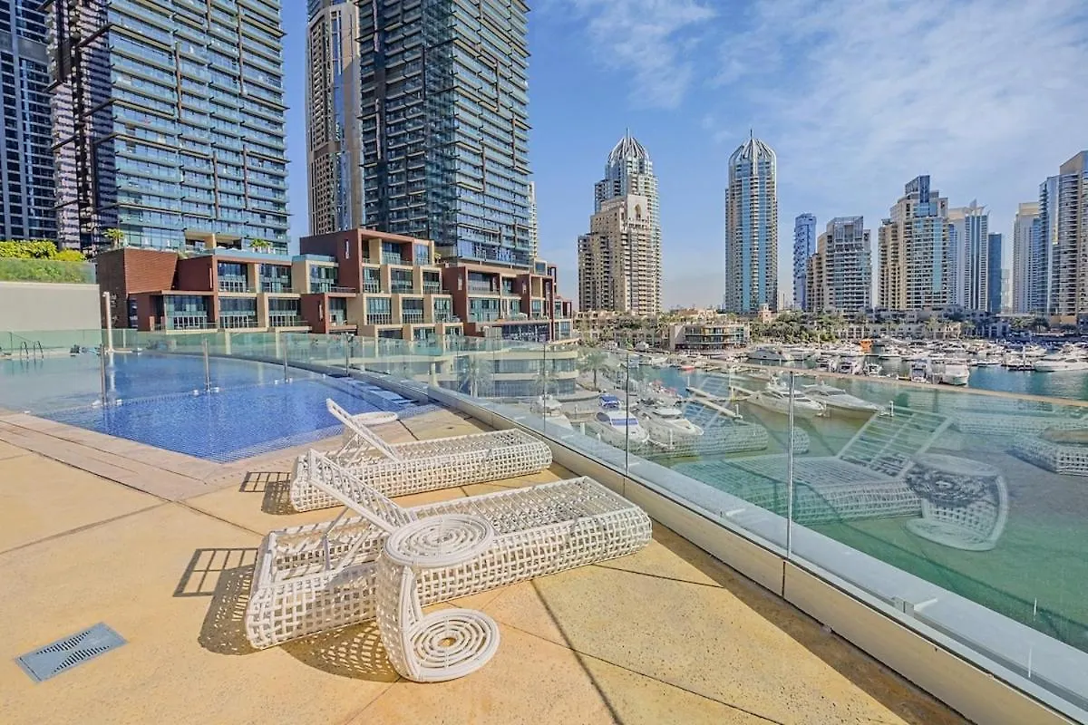 Apartment Upscale 2-Bedroom Flat In Dubai Marina
