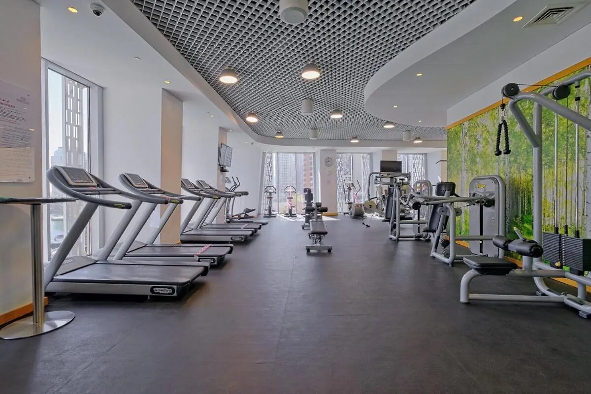 Upscale 2-Bedroom Flat In Dubai Marina Apartment
